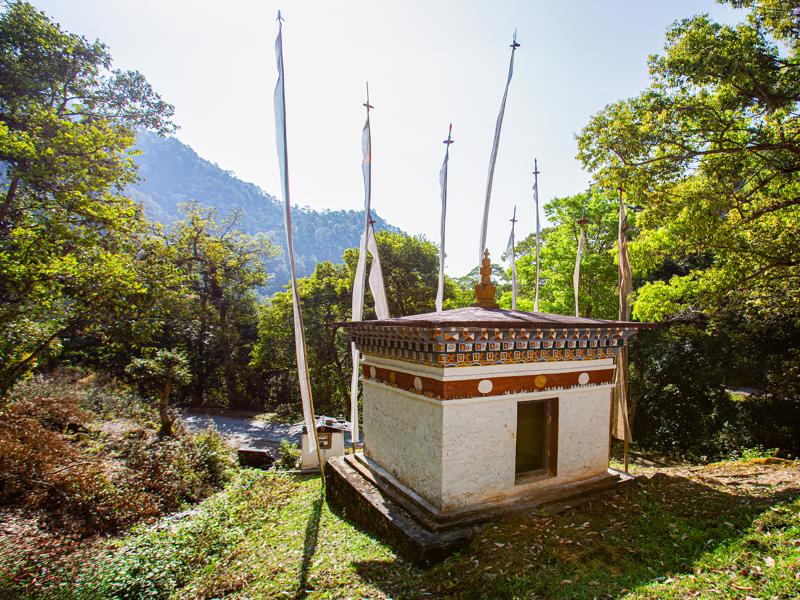 Water wheel on the drive to Gasa