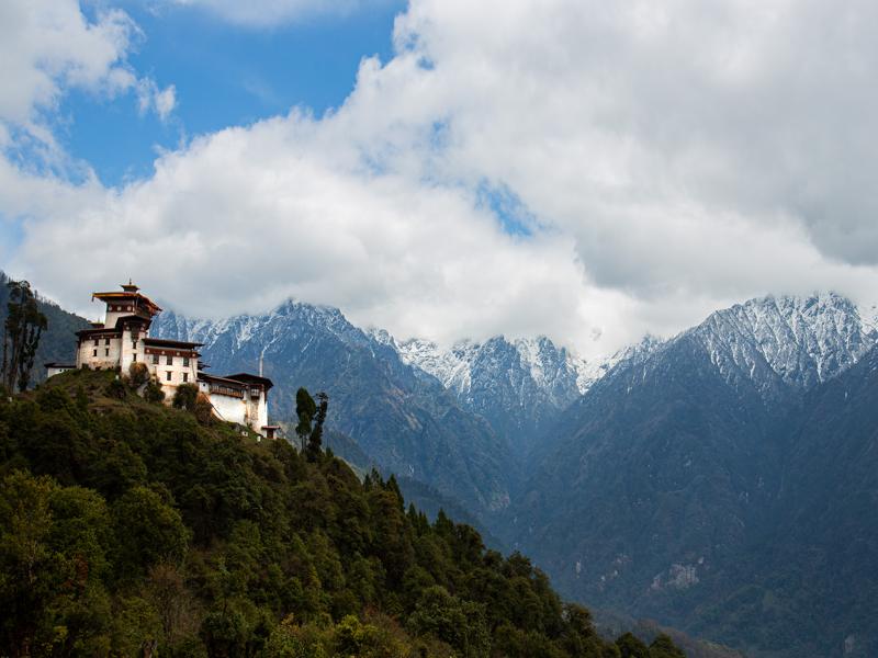 Mountains behind the Gasa dzong
