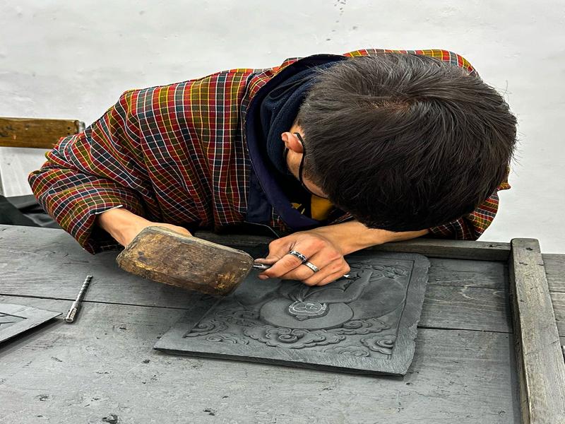 Slate carving at the art institute