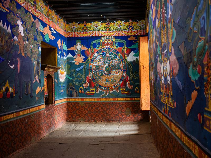 Rinpung Dzong entry