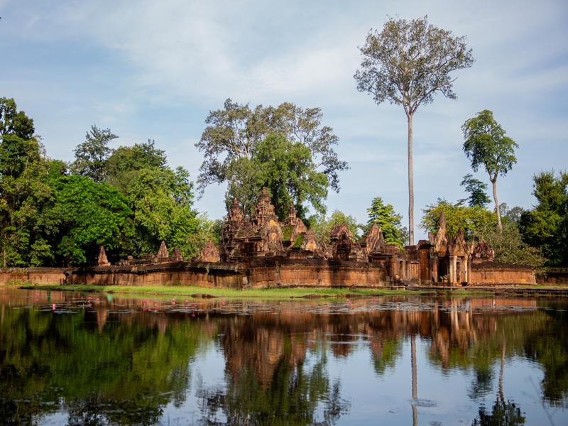 Banteay Srei temple