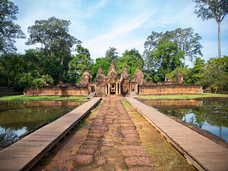 Banteay Srei temple