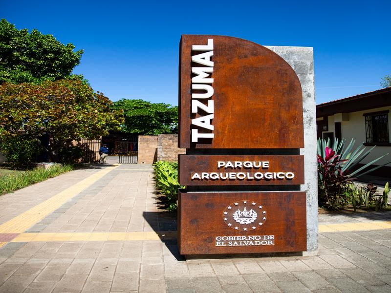 Next we checked out the Mayan ruins of Tazumal