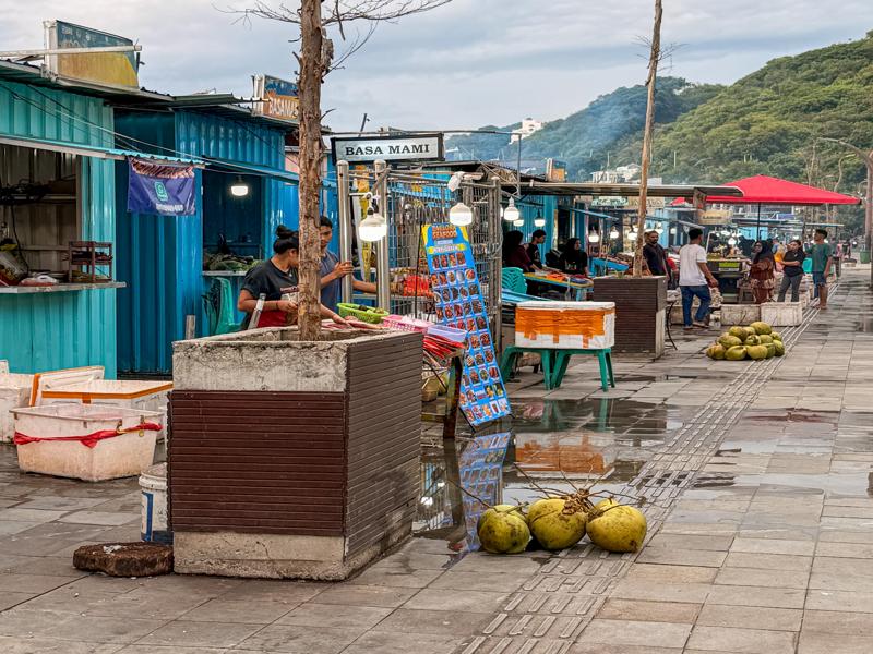 We discovered there is a nightly fish market in town