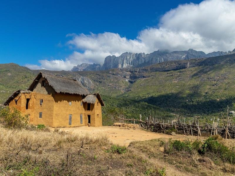 We set out for 2 1/2 days of trekking