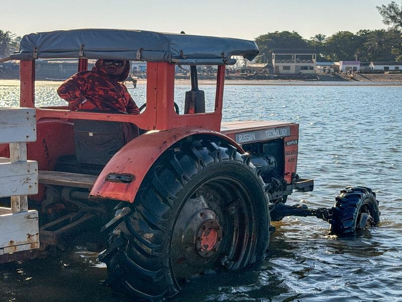 Tractor pickup from the boat to land