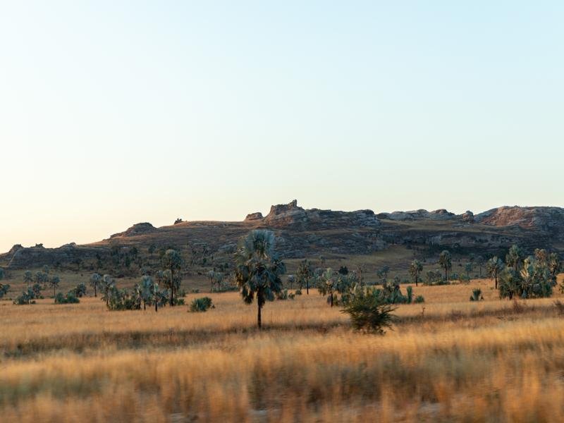 Getting closer to Isalo NP