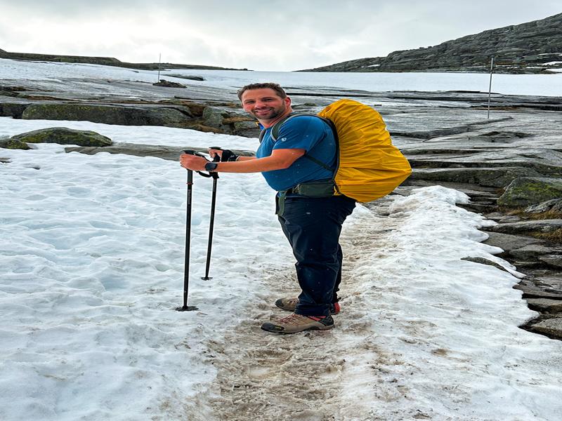 Hiking over the snowy part