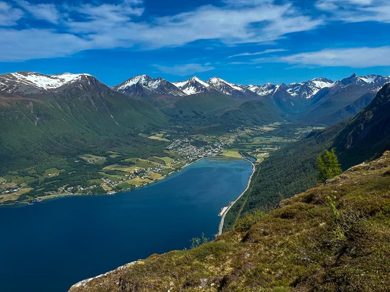 First views on the ridge hike
