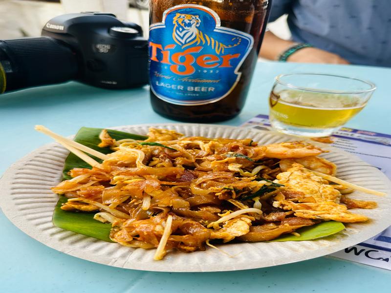 Char Koay Toew street food by the jetty