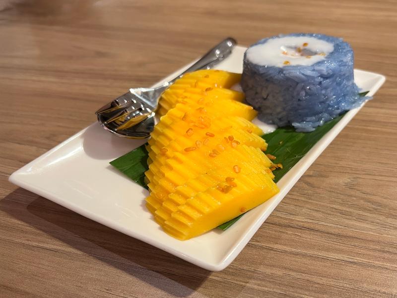 Mango and sticky rice for dessert