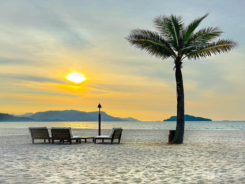 Sunset on the Four Seasons beach
